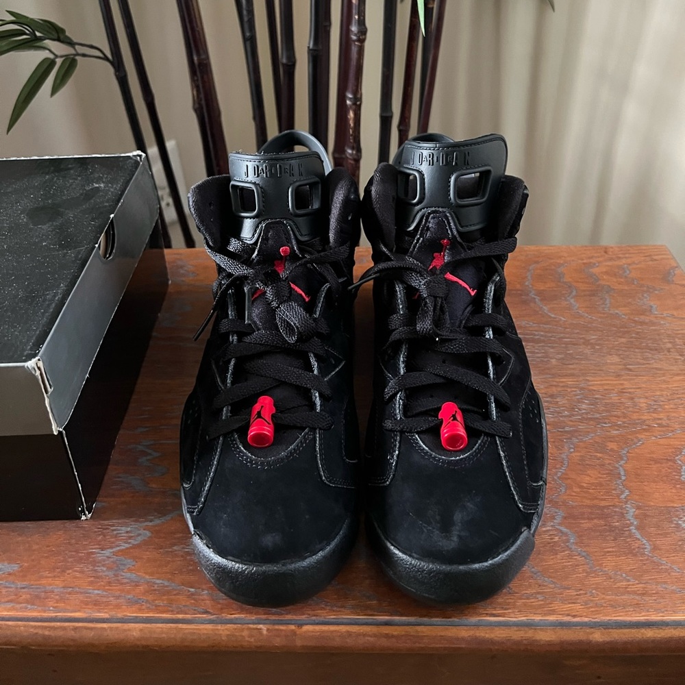 Air Jordan 6 Retro ‘Varsity Red’ 2010